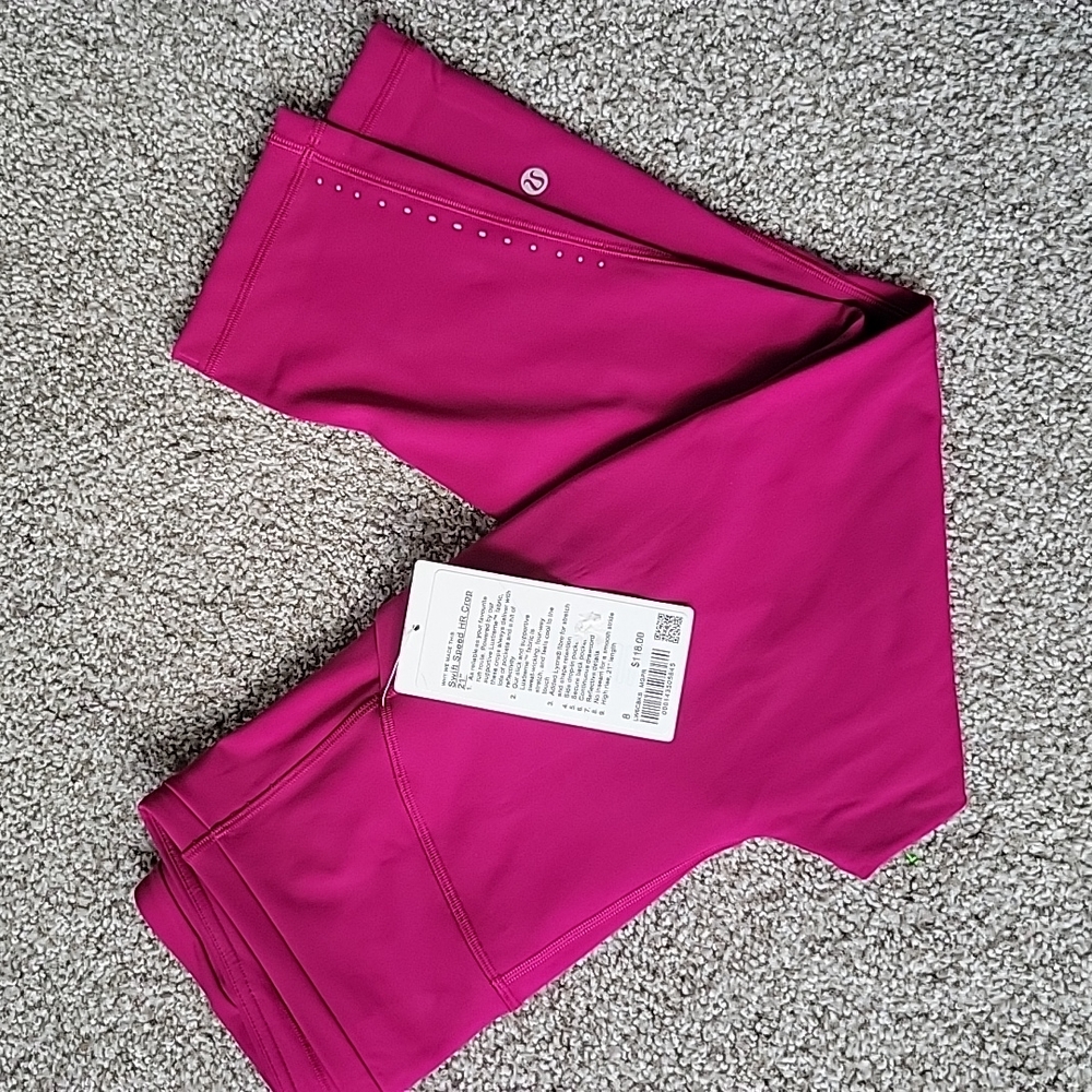 NWT Lululemon Swift Speed HR crop 21" size 8